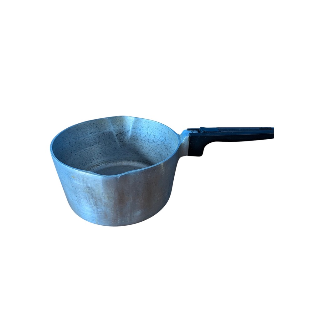 Wagner Ware Sidney O Magnalite 4683P Saucepan Spouted Aluminum Pot Vintage